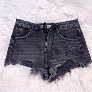 Zara distressed denim short